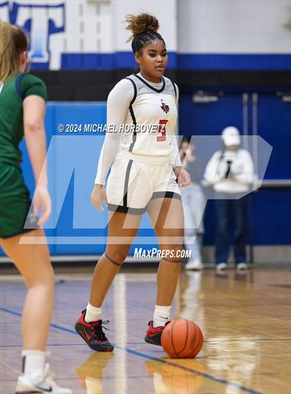 Thumbnail 3 in Liberty vs. Reedy (UIL 5A Girls Basketball Regional Quarterfinal) photogallery.