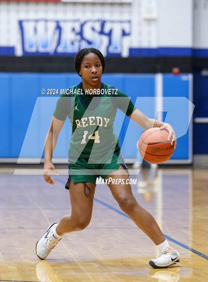 Thumbnail 1 in Liberty vs. Reedy (UIL 5A Girls Basketball Regional Quarterfinal) photogallery.