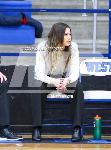 Thumbnail 3 in Liberty vs. Reedy (UIL 5A Girls Basketball Regional Quarterfinal) photogallery.