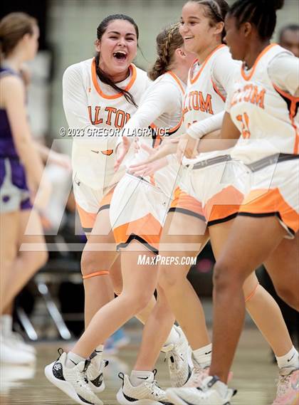 Thumbnail 3 in Paschal [R. L.] vs Haltom photogallery.