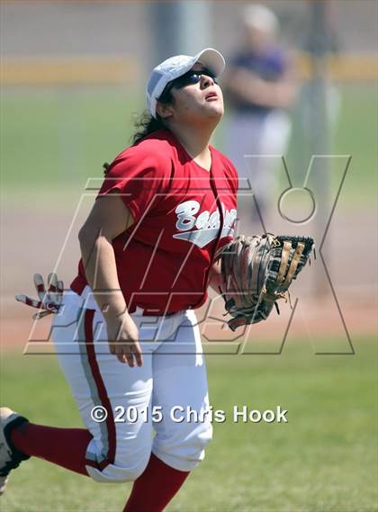 Thumbnail 2 in Tucson High Magnet School vs. Nogales (Tucson Badger Invitational) photogallery.