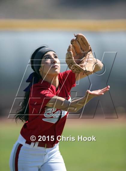 Thumbnail 1 in Tucson High Magnet School vs. Nogales (Tucson Badger Invitational) photogallery.