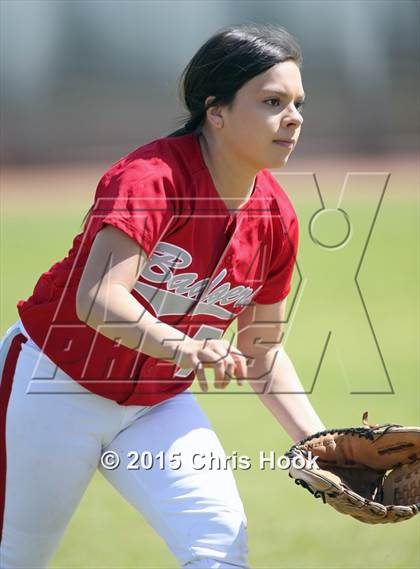 Thumbnail 2 in Tucson High Magnet School vs. Nogales (Tucson Badger Invitational) photogallery.