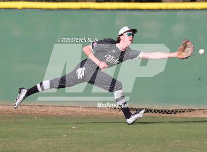 Thumbnail 3 in Union vs. Cathedral Catholic (San Diego Lions Tournament) photogallery.
