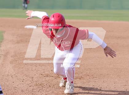 Thumbnail 3 in Union vs. Cathedral Catholic (San Diego Lions Tournament) photogallery.