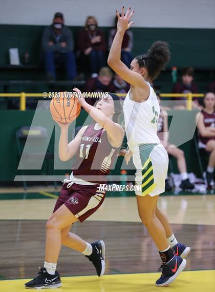 Thumbnail 3 in Mount Ida vs. Ouachita photogallery.