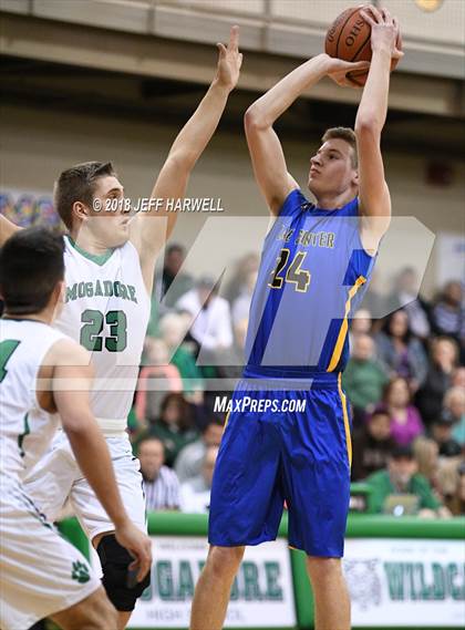 Thumbnail 2 in Lake Center Christian vs. Mogadore photogallery.