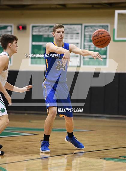 Thumbnail 3 in Lake Center Christian vs. Mogadore photogallery.