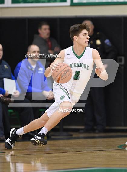 Thumbnail 2 in Lake Center Christian vs. Mogadore photogallery.