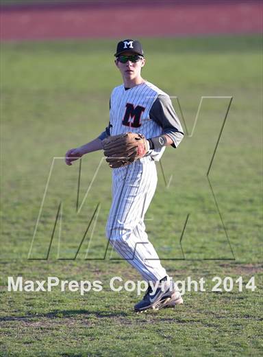null - Photo 01