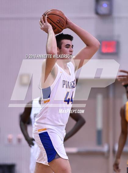 Thumbnail 1 in Crystal River vs. Mainland (Cancer Awareness Classic) photogallery.