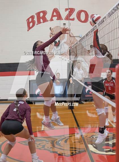 Thumbnail 2 in Brazos vs Columbia photogallery.