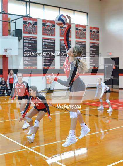 Thumbnail 2 in Brazos vs Columbia photogallery.