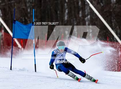 Thumbnail 1 in NYSPHAA Section V Class A&B Giant Slalom Final (Second Run) photogallery.