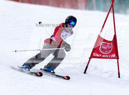 Thumbnail 2 in NYSPHAA Section V Class A&B Giant Slalom Final (Second Run) photogallery.