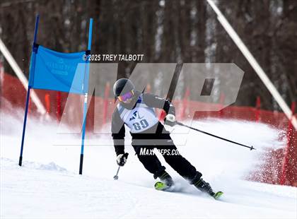 Thumbnail 2 in NYSPHAA Section V Class A&B Giant Slalom Final (Second Run) photogallery.