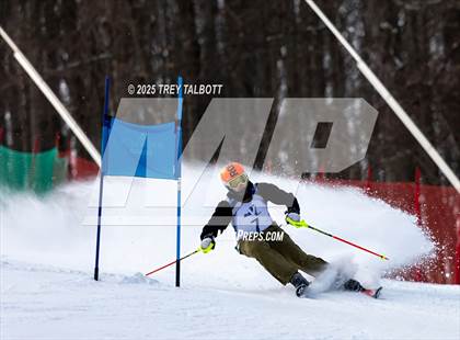 Thumbnail 3 in NYSPHAA Section V Class A&B Giant Slalom Final (Second Run) photogallery.