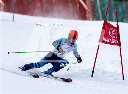 Thumbnail 2 in NYSPHAA Section V Class A&B Giant Slalom Final (Second Run) photogallery.