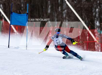 Thumbnail 1 in NYSPHAA Section V Class A&B Giant Slalom Final (Second Run) photogallery.