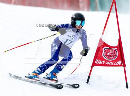 Thumbnail 2 in NYSPHAA Section V Class A&B Giant Slalom Final (Second Run) photogallery.