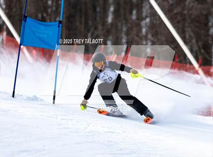 Thumbnail 2 in NYSPHAA Section V Class A&B Giant Slalom Final (Second Run) photogallery.