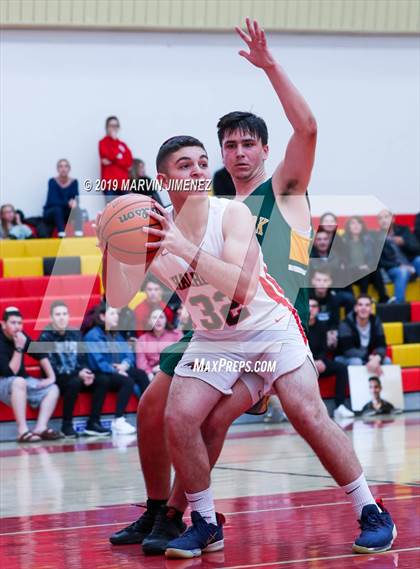 Thumbnail 2 in Moorpark vs Shalhevet photogallery.