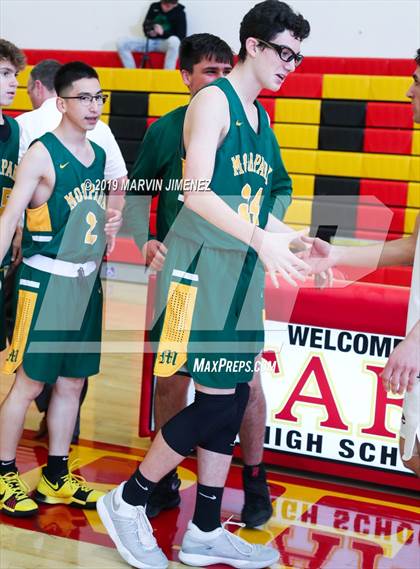 Thumbnail 2 in Moorpark vs Shalhevet photogallery.