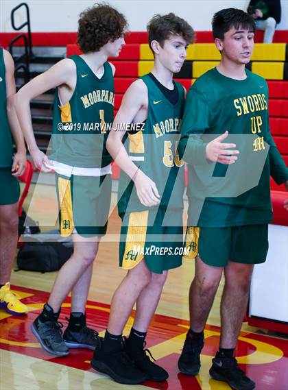 Thumbnail 1 in Moorpark vs Shalhevet photogallery.