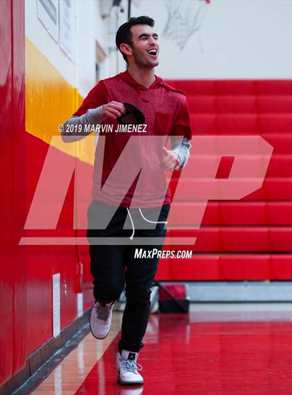 Thumbnail 3 in Moorpark vs Shalhevet photogallery.