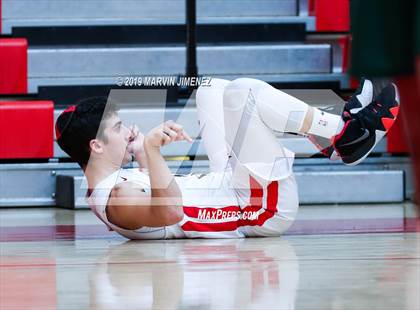 Thumbnail 3 in Moorpark vs Shalhevet photogallery.