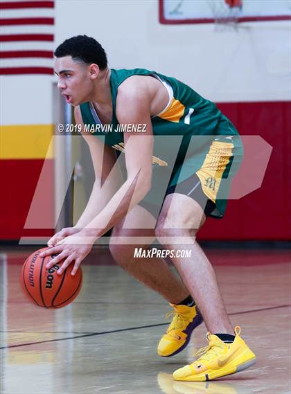 Thumbnail 2 in Moorpark vs Shalhevet photogallery.