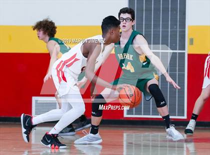 Thumbnail 2 in Moorpark vs Shalhevet photogallery.
