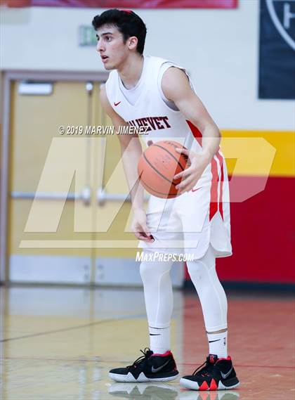 Thumbnail 1 in Moorpark vs Shalhevet photogallery.