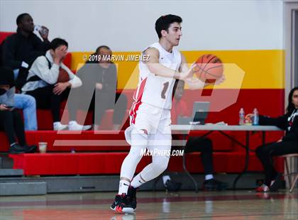 Thumbnail 1 in Moorpark vs Shalhevet photogallery.