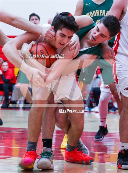 Thumbnail 2 in Moorpark vs Shalhevet photogallery.