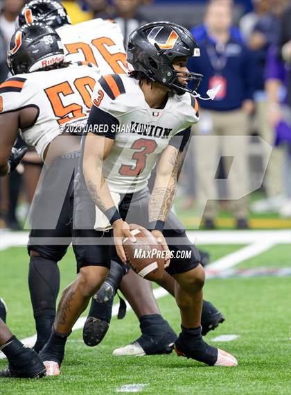 Thumbnail 3 in Union Parish @ St. James (LHSAA Division III Non-Select Final) photogallery.