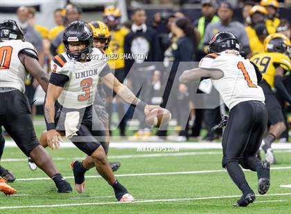 Thumbnail 3 in Union Parish @ St. James (LHSAA Division III Non-Select Final) photogallery.