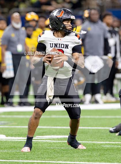 Thumbnail 2 in Union Parish @ St. James (LHSAA Division III Non-Select Final) photogallery.
