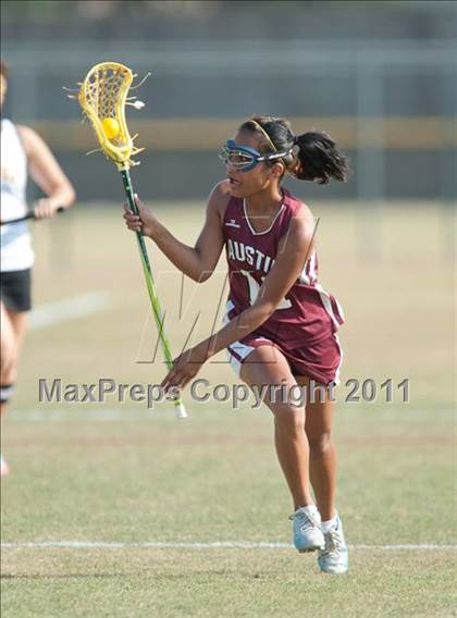 Thumbnail 3 in St. Agnes Academy v Austin (D2 TGHSLL State Quarterfinal) photogallery.