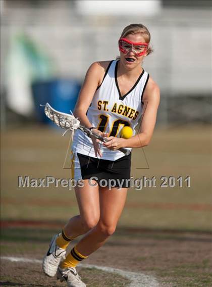 Thumbnail 1 in St. Agnes Academy v Austin (D2 TGHSLL State Quarterfinal) photogallery.