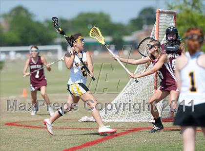 Thumbnail 2 in St. Agnes Academy v Austin (D2 TGHSLL State Quarterfinal) photogallery.
