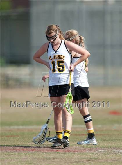 Thumbnail 1 in St. Agnes Academy v Austin (D2 TGHSLL State Quarterfinal) photogallery.