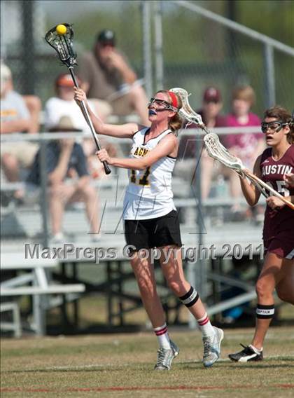 Thumbnail 2 in St. Agnes Academy v Austin (D2 TGHSLL State Quarterfinal) photogallery.