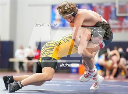 Thumbnail 2 in Hernando vs Lewisburg (Lewisburg Quad) photogallery.