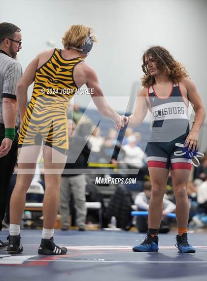 Thumbnail 1 in Hernando vs Lewisburg (Lewisburg Quad) photogallery.