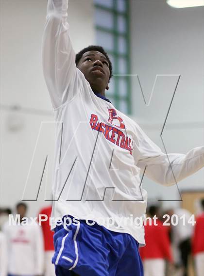 Thumbnail 1 in Bloomfield @ University (CIAC Class S Second Round) photogallery.