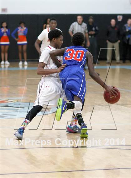 Thumbnail 2 in Bloomfield @ University (CIAC Class S Second Round) photogallery.