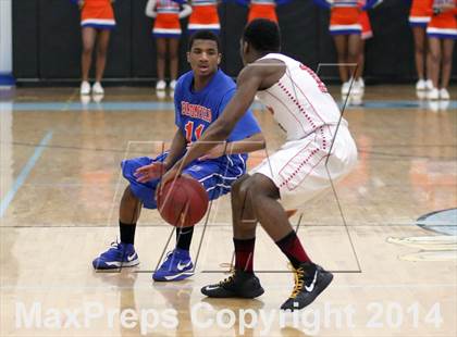 Thumbnail 2 in Bloomfield @ University (CIAC Class S Second Round) photogallery.