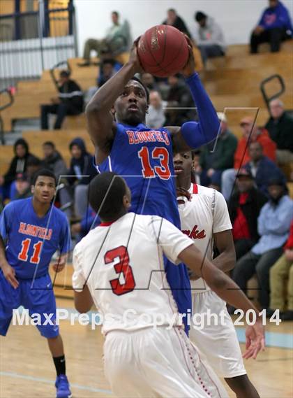 Thumbnail 2 in Bloomfield @ University (CIAC Class S Second Round) photogallery.