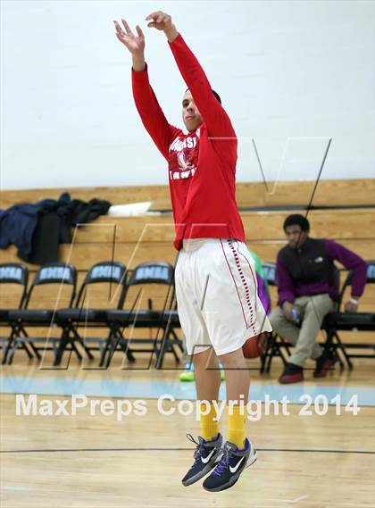 Thumbnail 3 in Bloomfield @ University (CIAC Class S Second Round) photogallery.